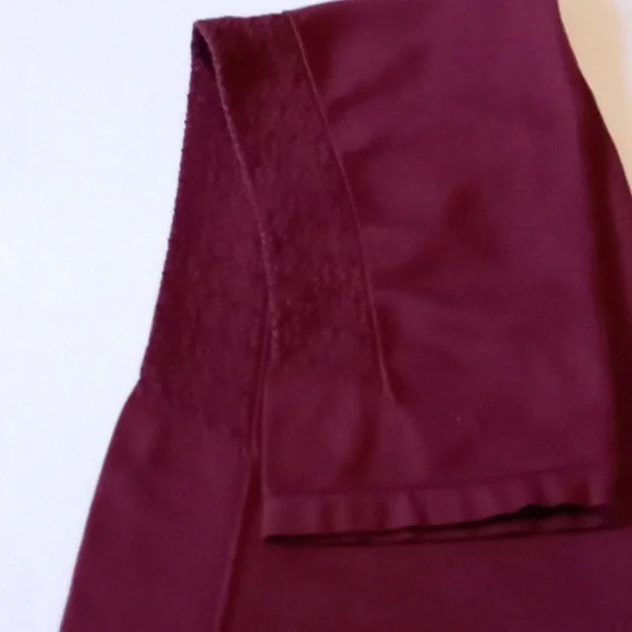 Fabletics - Picture 7 of 9